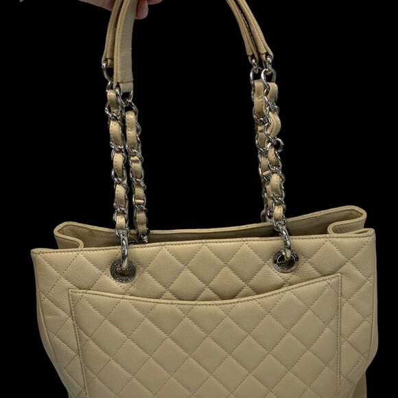 Chanel Grand Shopping Tote (GST) Beige Bag - Picture 2 of 10